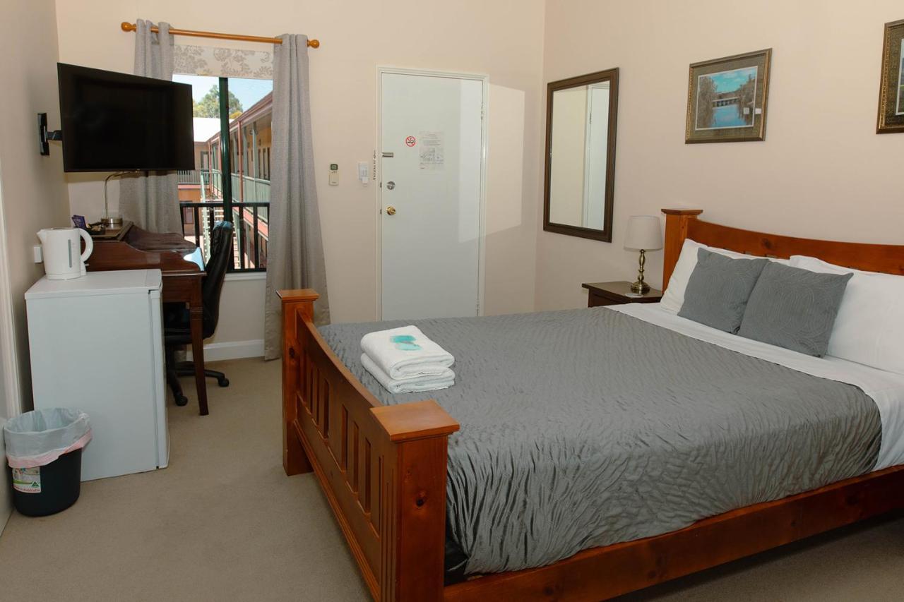 Settlers Hotel York Zewnętrze zdjęcie