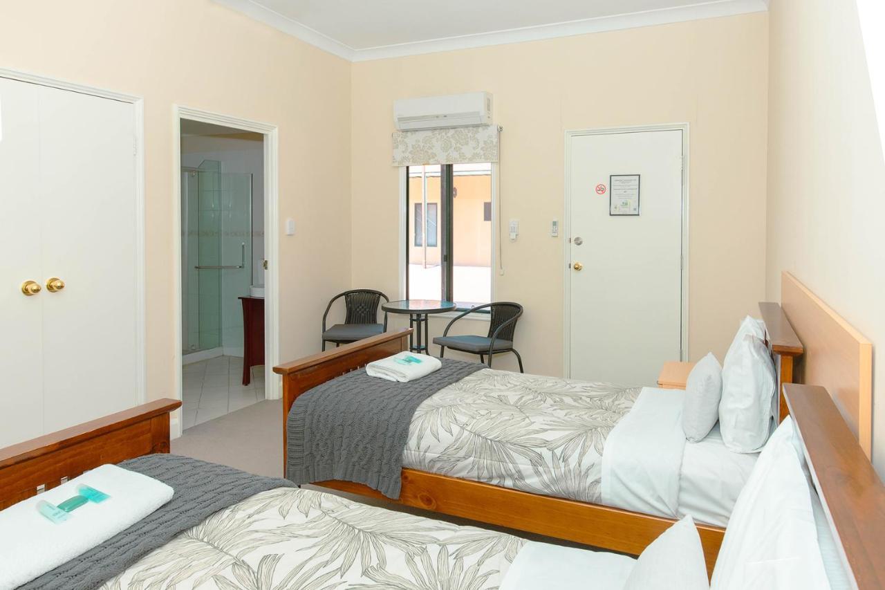 Settlers Hotel York Zewnętrze zdjęcie